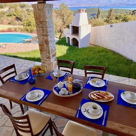 Luxury Artemisia With Private Pool Villa Kariótiko