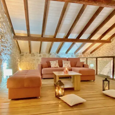 Luxury Artemisia With Private Pool Kariótiko