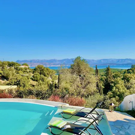 Luxury Artemisia With Private Pool Karyotikon