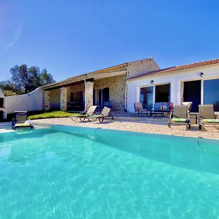 Luxury Artemisia With Private Pool * Karyotikon